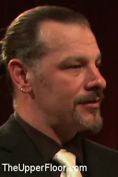 Kink 'Cena comunitaria: Corrección de esclavos' protagonizando Krysta Kaos (foto 16)