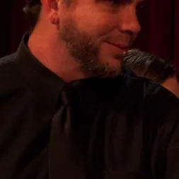 Krysta Kaos en 'Kink' Cena comunitaria fisting (Miniatura 23)