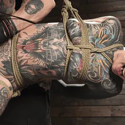 Krysta Kaos en Krysta Kaos: El regreso de Kaos (foto 19) Krysta Kaos en 'Kink' Krysta Kaos: El regreso de Kaos (Miniatura 19)