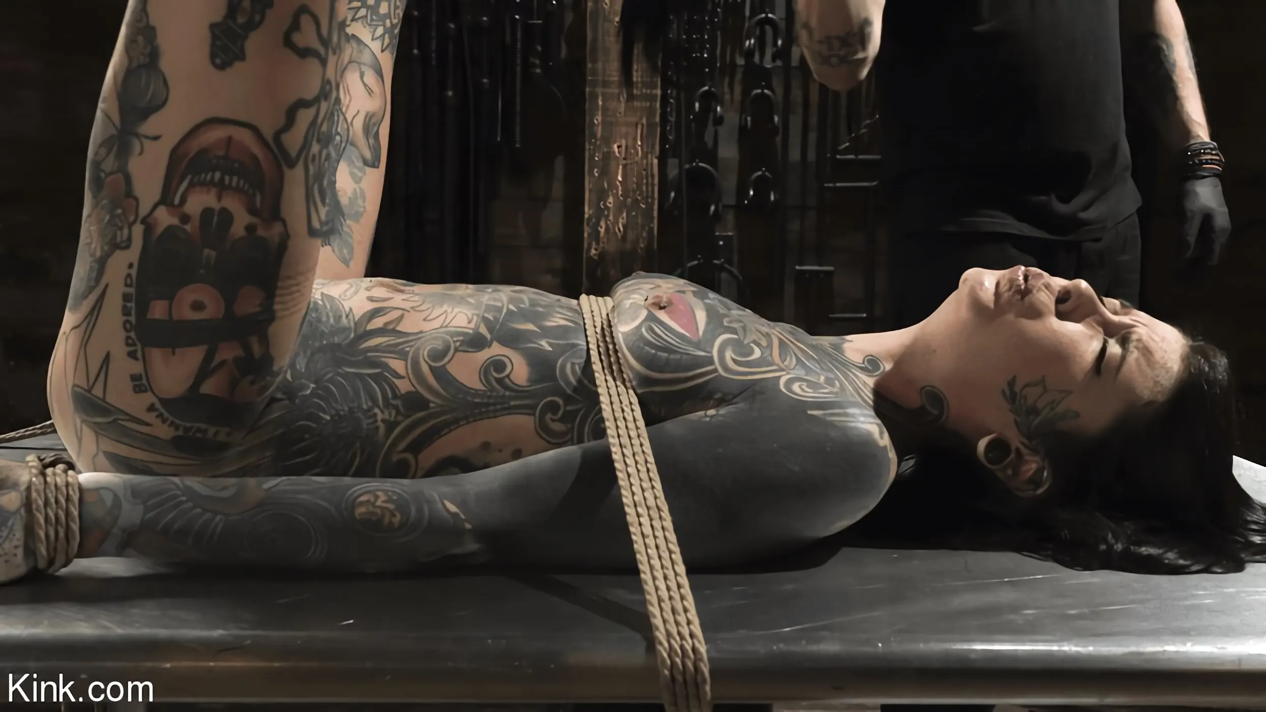 Kink 'Krysta Kaos: El regreso de Kaos' protagonizando Krysta Kaos (foto 24)