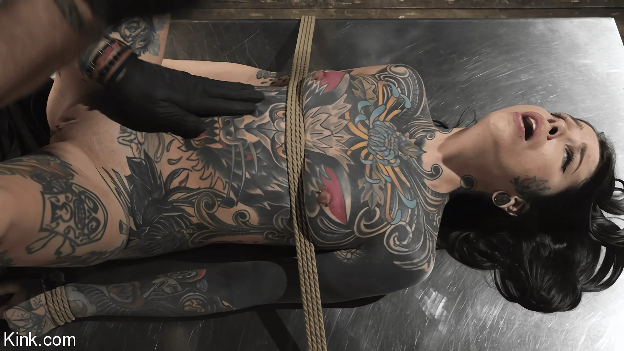 Kink 'Krysta Kaos: El regreso de Kaos' protagonizando Krysta Kaos (foto 26)