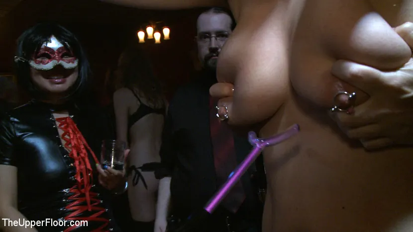 Kink 'ニュームーンパーティー' 主演 Krysta Kaos (写真 18)