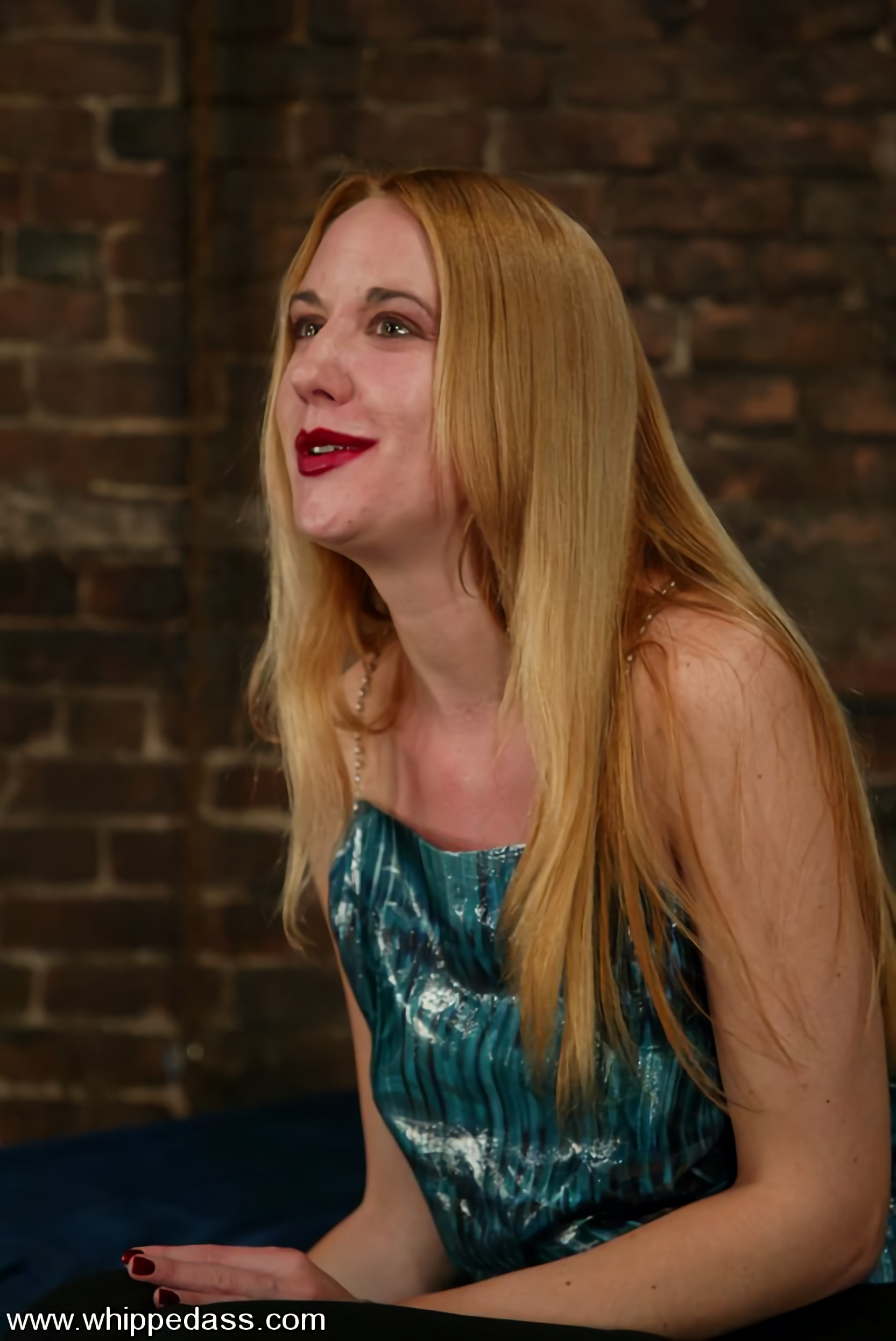 Kink 'and Veronika' 主演 Kym Wilde (写真 1)