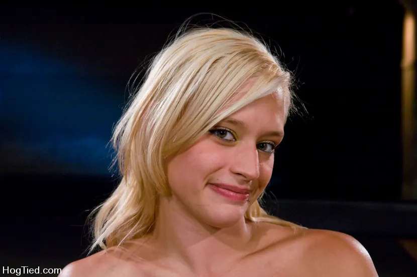 Kink 'アマチュアキャスティングソファ：Lacey Janeは厄介な男です！' 主演 Lacey Jane (写真 7)