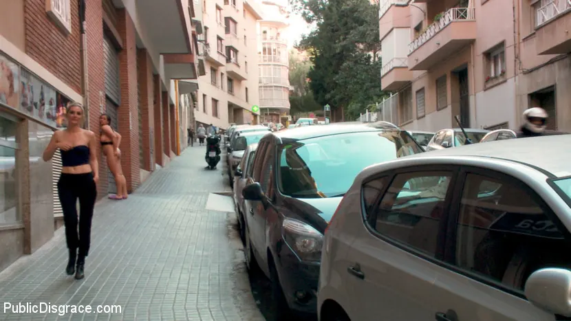 Kink 'Screams and Begs For More From Mona Wales' starring Lady Nala (Photo 27)