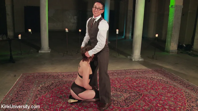 Lamalani en 'Divertida y dolorosa: movimientos de control y juego con los pezones' from 'Kink' (foto 13) Kink 'Divertida y dolorosa: movimientos de control y juego con los pezones' protagonizando Lamalani (foto 13)