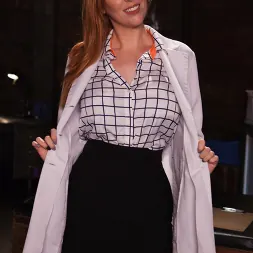 Lauren Phillips in 'Kink' Anal Insanity (Thumbnail 18)