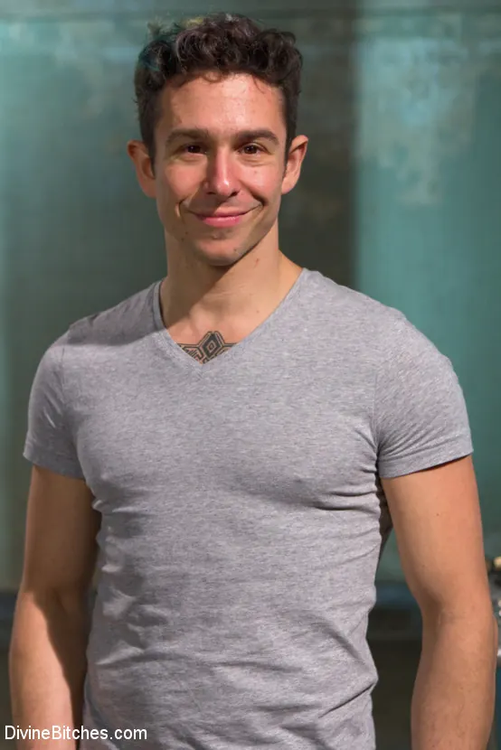 Kink 'Divine Queen Lea and Princess Panties' starring Lea Lexis (Photo 12)