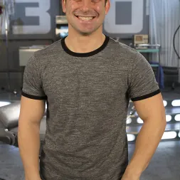 Lea Lexis en 'Kink' Presents Her Futuristic Medical Fetish Dungeon (Miniatura 26)