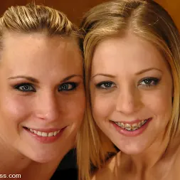 Leah Luv en and Harmony (foto 15) Leah Luv en 'Kink' and Harmony (Miniatura 15)