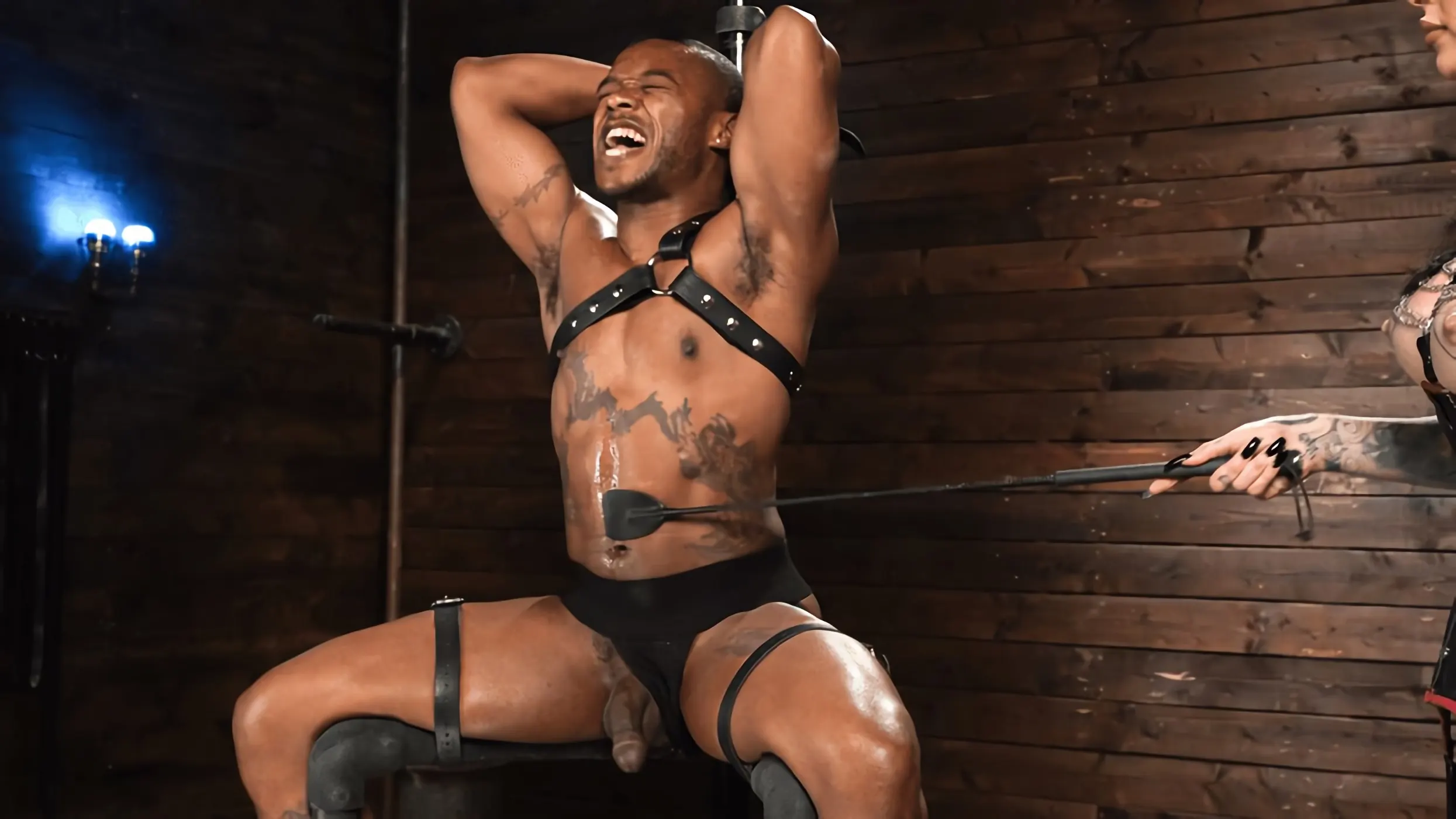 Kink 'Actions Speak Louder Than Words' starring Leigh Raven (Photo 19)