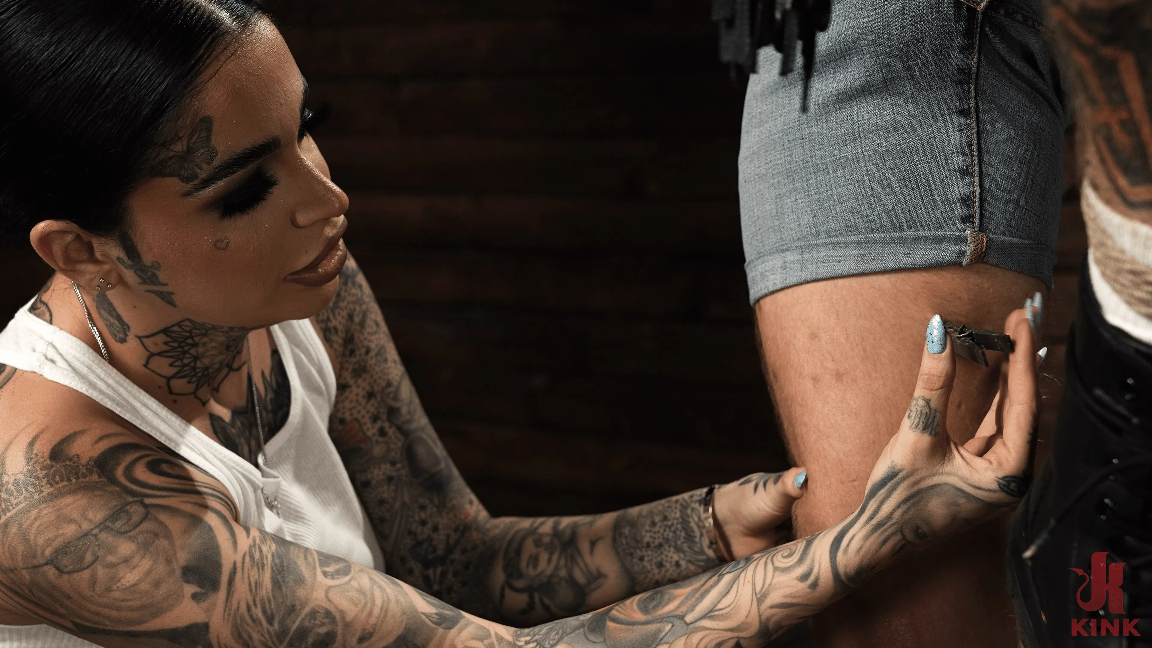 Kink 'Breaking in the New Boy: Leigh Raven and Uncut James' starring Leigh Raven (Photo 12)