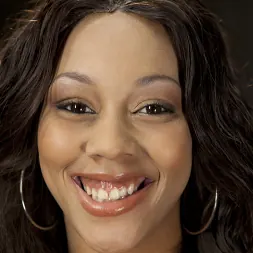 Leilani Leeane に 顧客は常に正しい (写真 16) Leilani Leeane に 'Kink' 顧客は常に正しい (サムネイル 16)