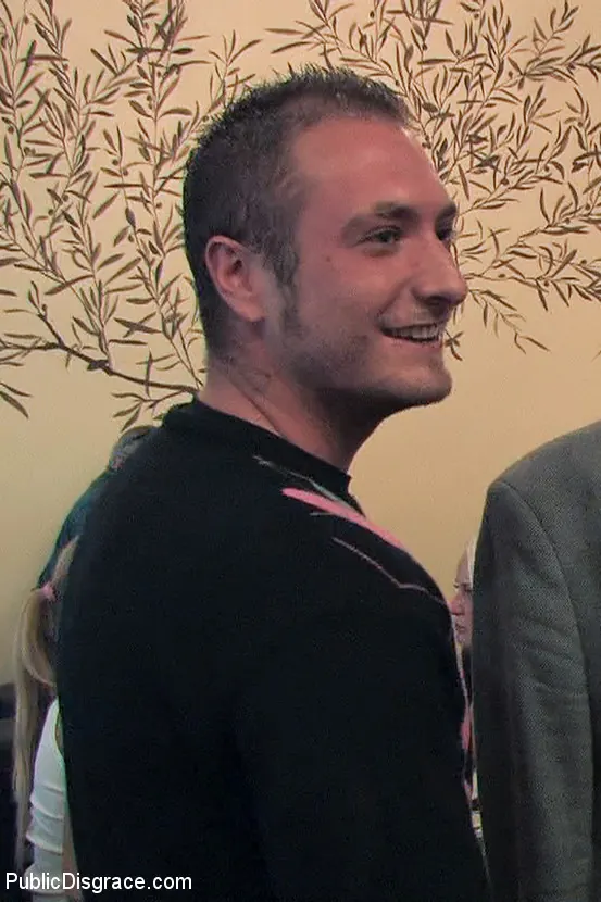 Kink '¡¡¡Una puta europea caliente es atada y follada por primera vez!!!' protagonizando Leo Galvez (foto 11)