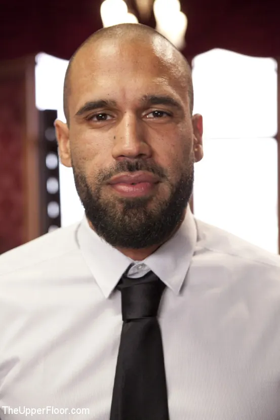 Kink 'アルファの奴隷は彼女の雌犬にハード・コックのサービスを教える' 主演 Leya Falcon (写真 14)