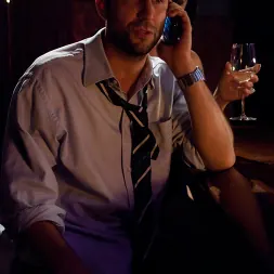 Lia Lor en 'Kink' Violada por el hombre equivocado (Miniatura 16)