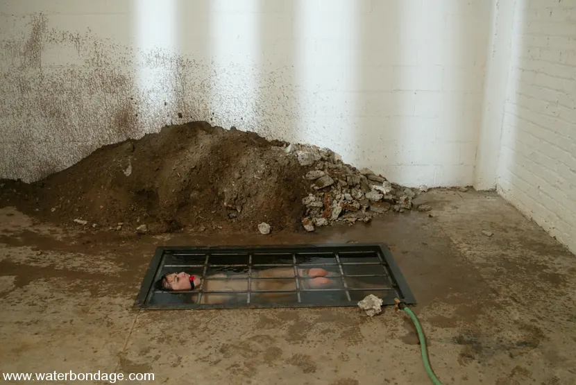 Kink '素敵なLielaniが軍隊に提出する！' 主演 LieLani (写真 7)