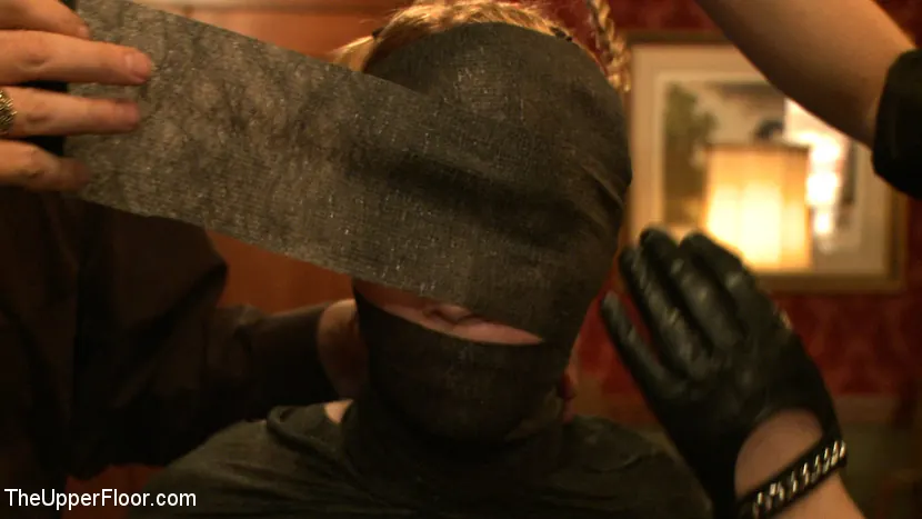 Kink 'Service Day' starring Lilla Katt (Photo 13)