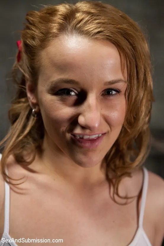 Kink 'Episodio 2 de Vamp: Suicidio sexual' protagonizando Lily LaBeau (foto 10)