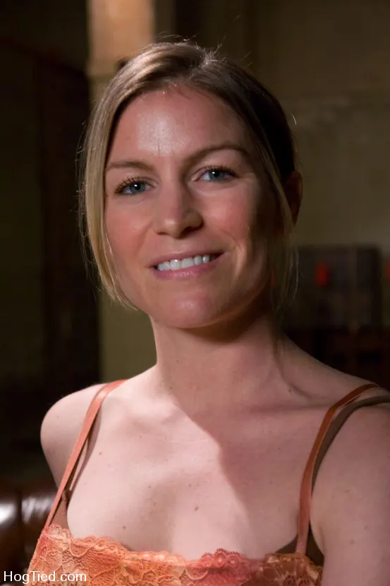 Kink 'アマチュアキャスティングソファ：リンジーは、' 主演 Lindsey Grant (写真 2)