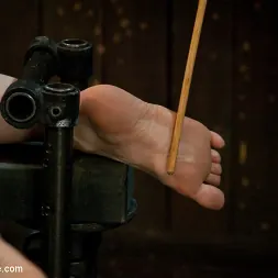 Lindsey Grant in 'Kink' Is this Downward Dog (Thumbnail 12)