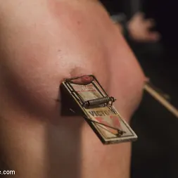 Liv Aguilera en Joven latina puta dolorida (foto 11) Liv Aguilera en 'Kink' Joven latina puta dolorida (Miniatura 11)