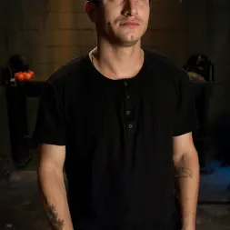 Lizzy London en 'Kink' ¡Diecinueve años y follada como una puta! (Miniatura 10)