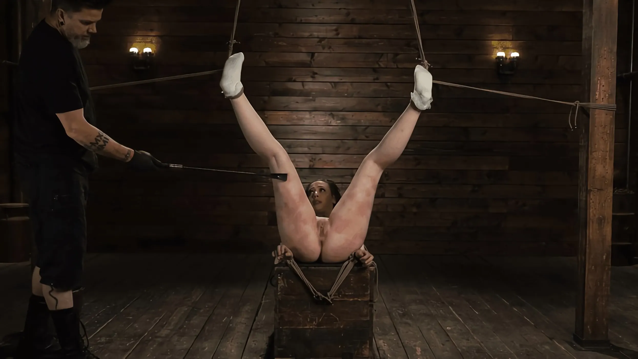 Kink 'ローラマイ:苦境の束縛と極度の苦痛' 主演 Lola Mai (写真 25)