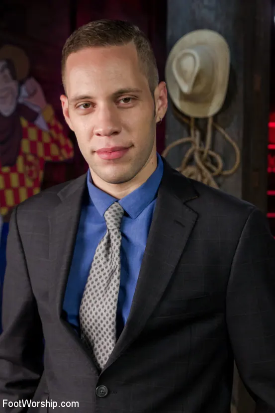 Kink 'Honky Tonk Foot Bar: Whisky, Women, Music and FEET!' starring London Keyes (Photo 2)