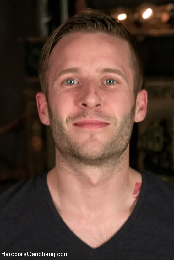 London River en 'Spy vs Spy: El cazador se convierte en la presa' from 'Kink' (foto 3) Kink 'Spy vs Spy: El cazador se convierte en la presa' protagonizando London River (foto 3)