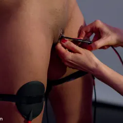 Lorelei Lee in 'Kink' Electro Dance (Thumbnail 12)