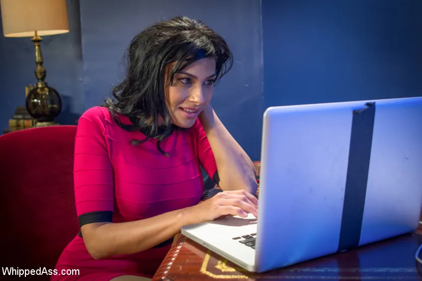 Kink 'Lesbian Call Girl' starring Lorelei Lee (Photo 14)