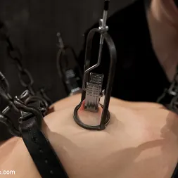 Lorelei Lee in 'Kink' is Bent in Unforgiving Device Bondage (Thumbnail 16)