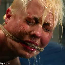 Lorelei Lee in 'Kink' Sgt. Major and Lorelei Lee (Thumbnail 2)