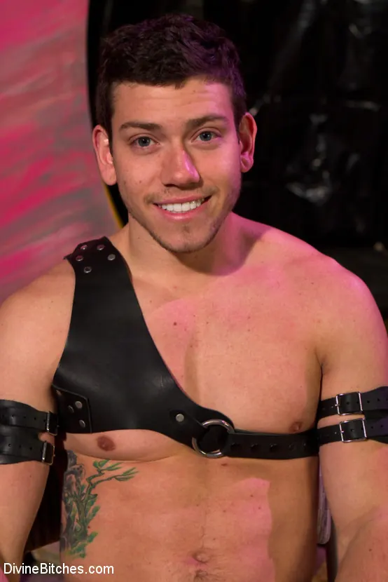 Kink 'The Black Queen and the Essence of Man' starring Lorelei Lee (Photo 16)