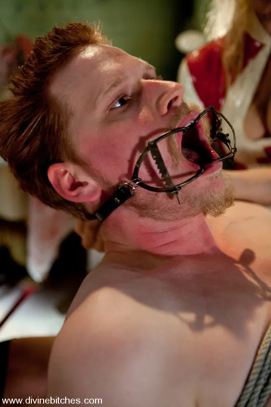 Kink 'The apocalypse and the last piece of man meat on earth!' starring Lorelei Lee (Photo 3)