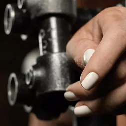 Lumi Ray en 'Kink' Carne Fresca: Lumi Ray (Miniatura 1)