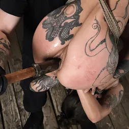 Luna Lovely に 彼女の価値を証明する:ルナラブリー (写真 23) Luna Lovely に 'Kink' 彼女の価値を証明する:ルナラブリー (サムネイル 23)