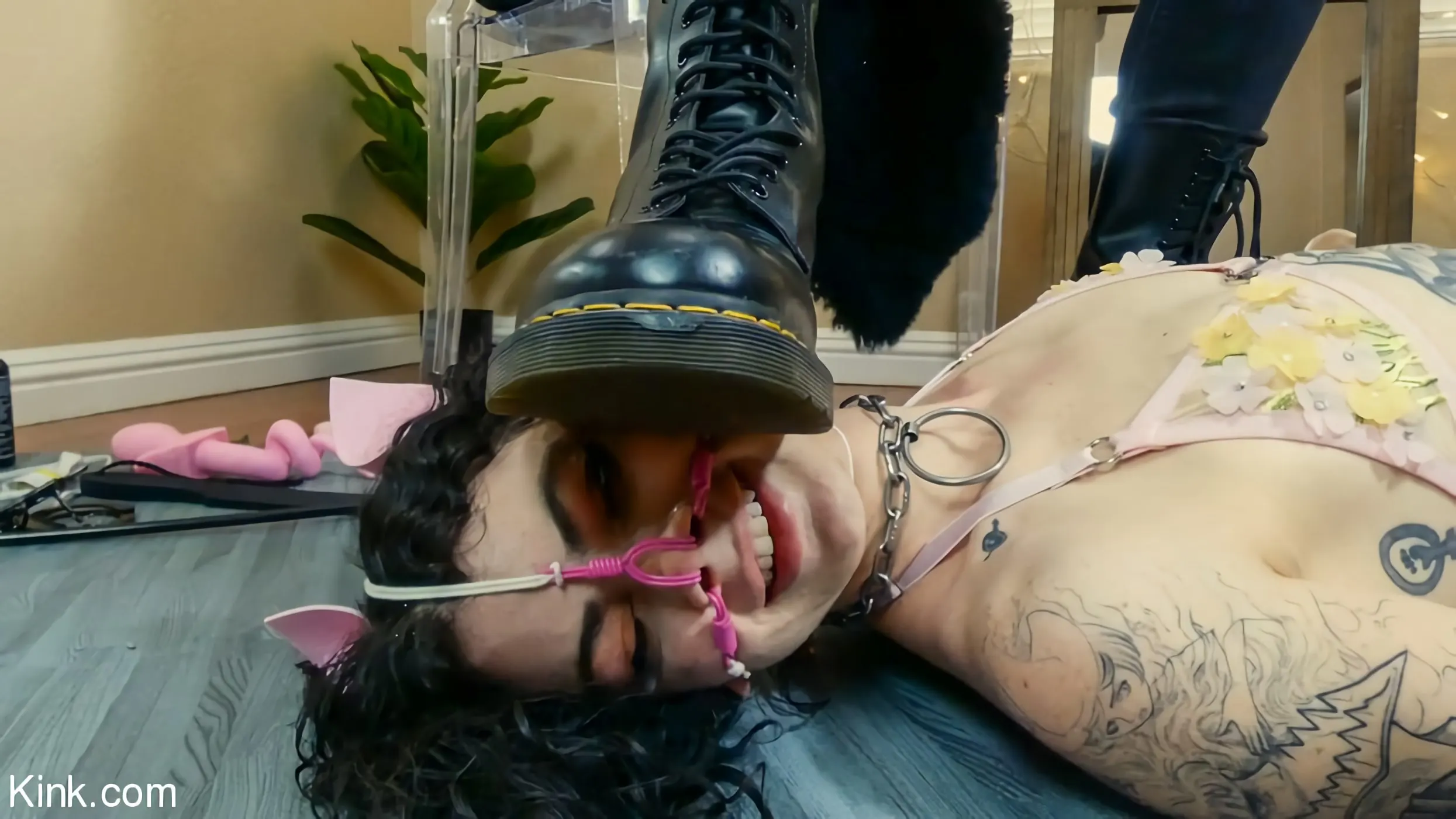 Kink 'Lydia Black: Piggy Piggy Joder Joder' protagonizando Lydia Black (foto 8)