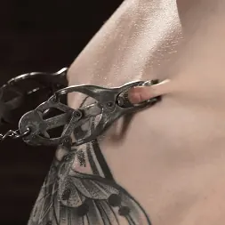 Lydia Black に 'Kink' Suffers in Grueling Bondage (サムネイル 9)