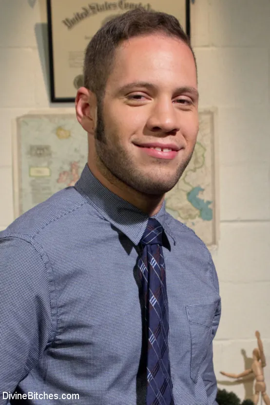 Kink 'Academia de cornudos' protagonizando Lyla Storm (foto 1)