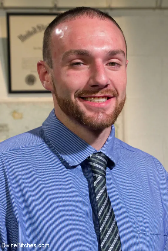 Kink 'Academia de cornudos' protagonizando Lyla Storm (foto 3)