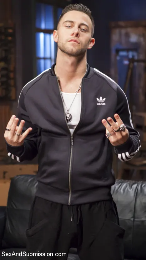 Kink 'La táctica de un esclavo' protagonizando Lyra Law (foto 18)