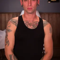 Maci May に 'Kink' URGE：暗闇の中で女性はコックから安全です！ (サムネイル 1)