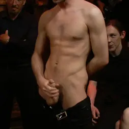 Madeleine Mei に 'Kink' 初心者 - アジアンアマチュア尻ファックと屈辱 (サムネイル 16)