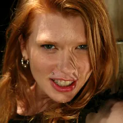 Madison Young en 'Kink' Hotter Than Ever! (Miniatura 2)