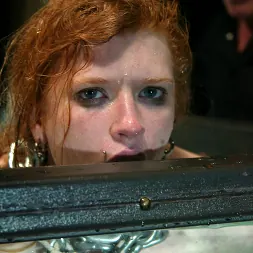 Madison Young en 'Kink' Hotter Than Ever! (Miniatura 5)