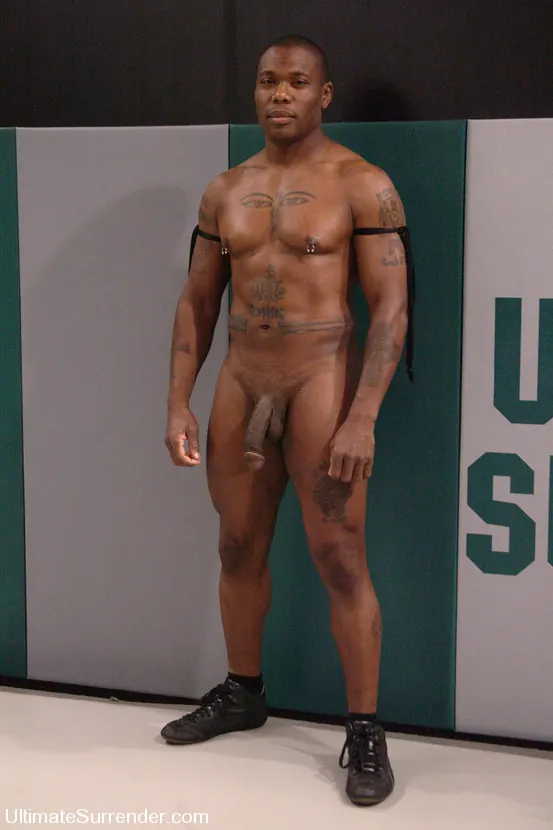 Madison Young en '¡Enfrentamiento especial! ¡Un viaje al pasado! El perdedor se deja follar por una enorme polla negra.' from 'Kink' (foto 11) Kink '¡Enfrentamiento especial! ¡Un viaje al pasado! El perdedor se deja follar por una enorme polla negra.' protagonizando Madison Young (foto 11)