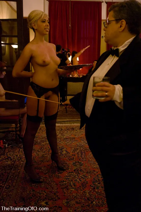 Kink 'Classic Shoot The First Supper, Part One' starring Satine Phoenix (Photo 17)