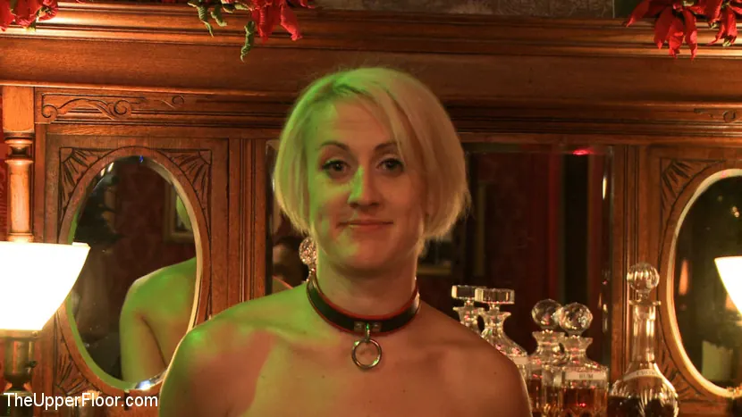 Odile en 'Fiesta de cócteles: chorros' from 'Kink' (foto 2) Kink 'Fiesta de cócteles: chorros' protagonizando Odile (foto 2)